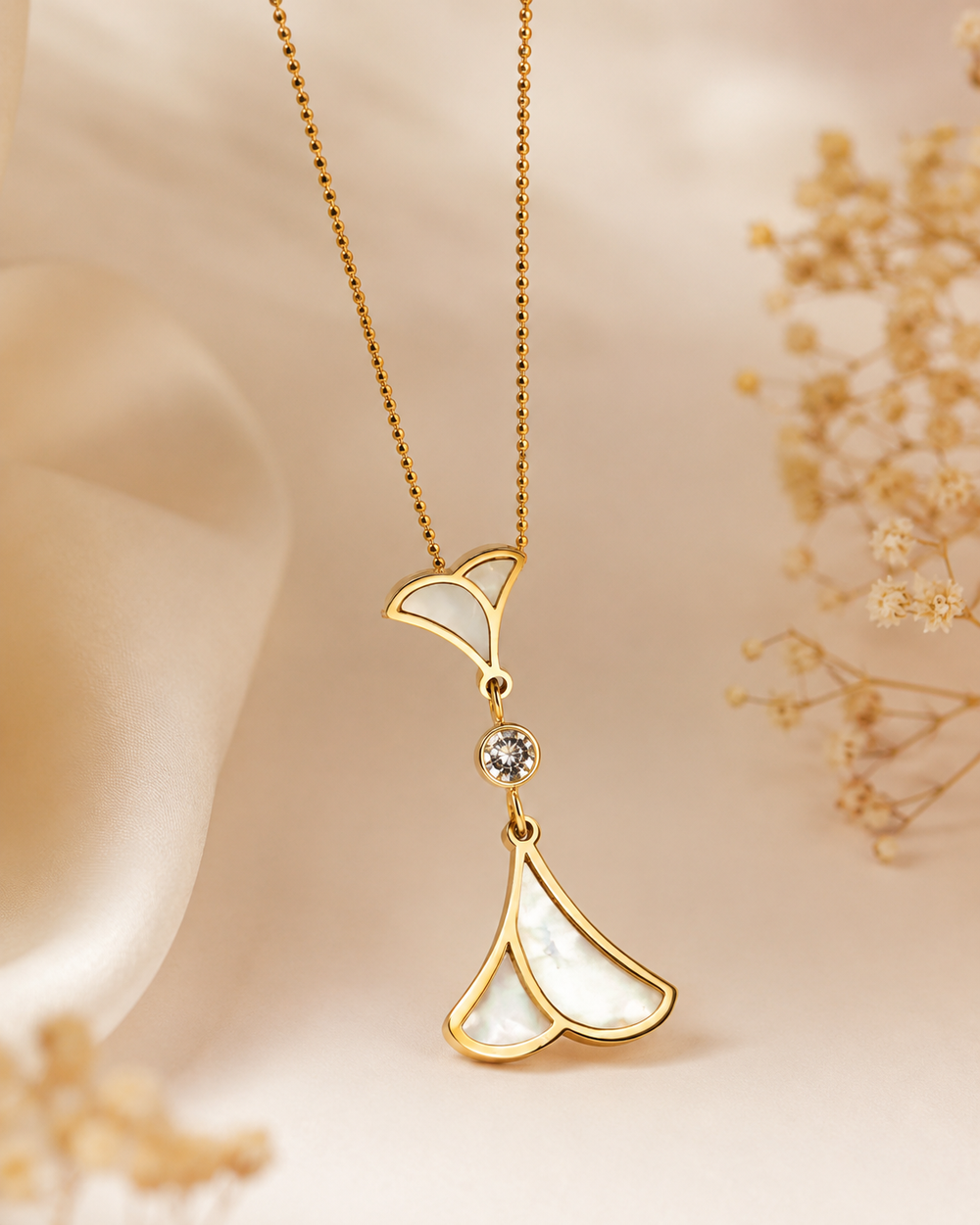 Snowleaf Pendant