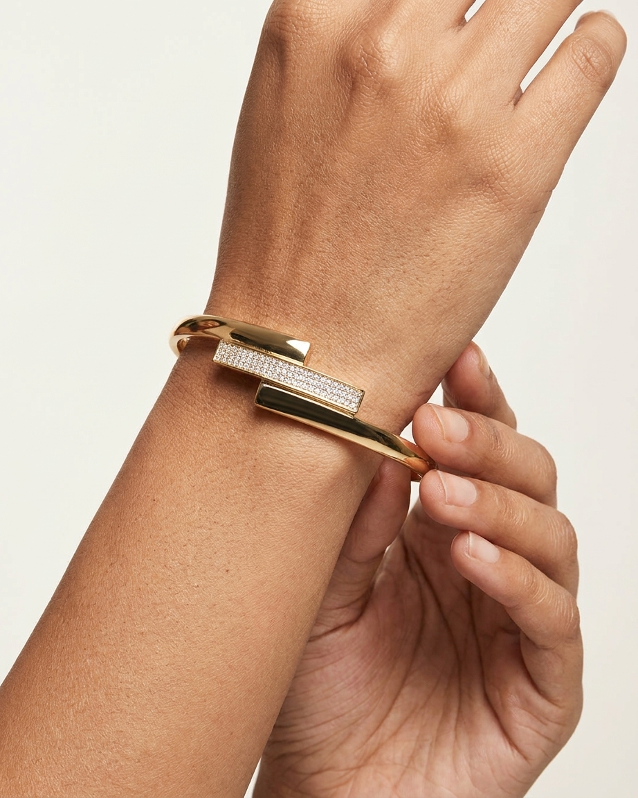 Ebon Curve Bracelet