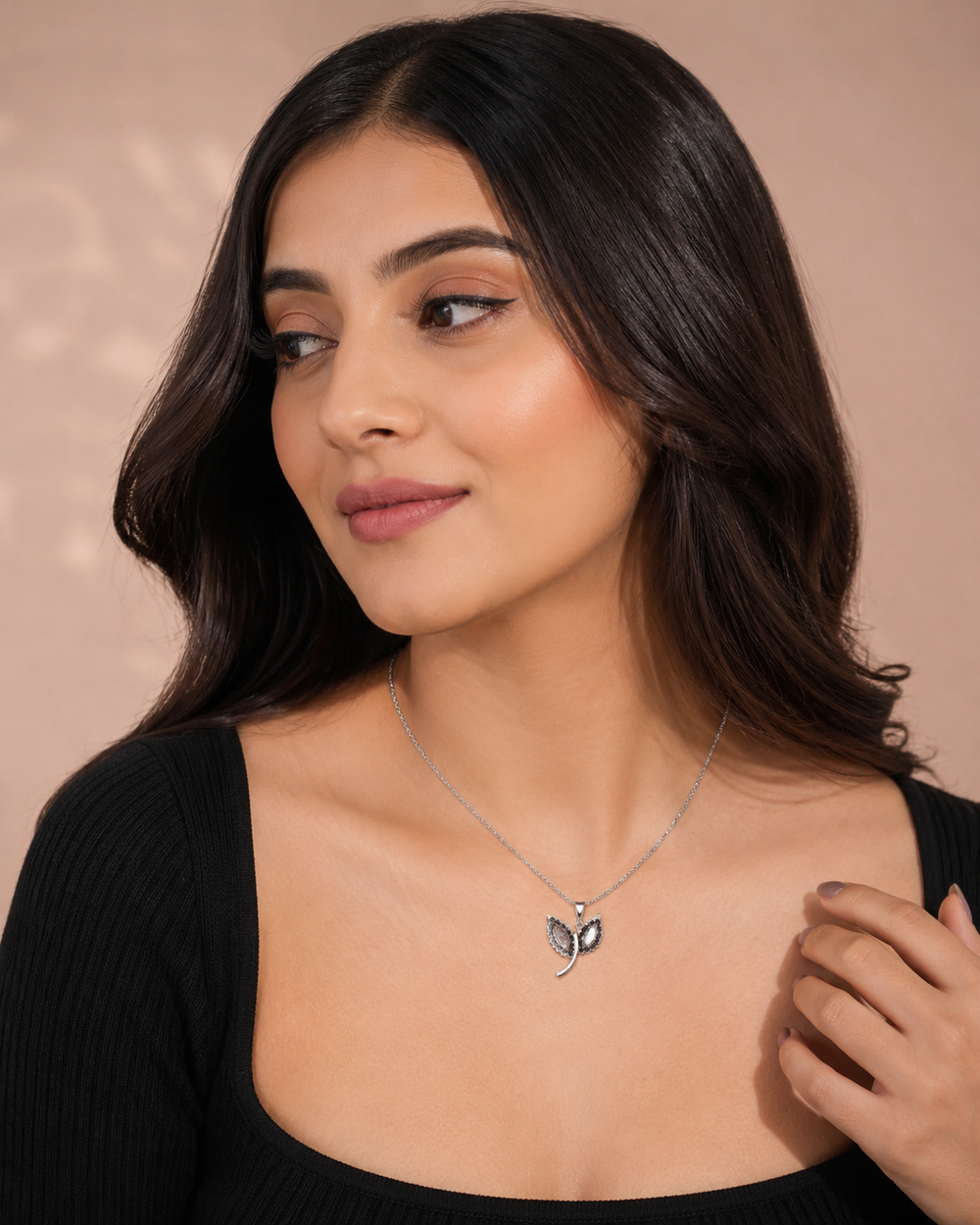 Luna Leaf Pendant