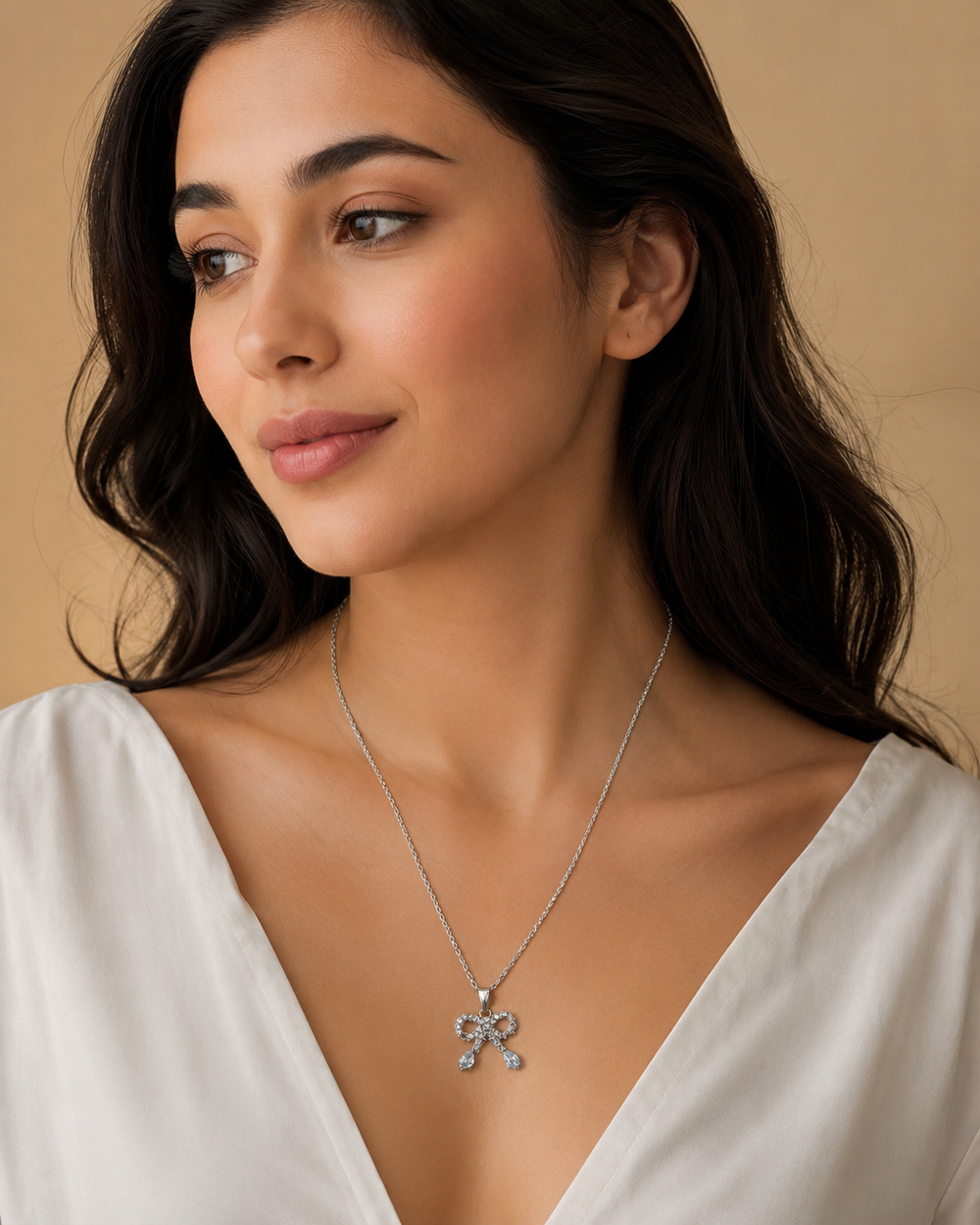 Ribbon Gleam Pendant