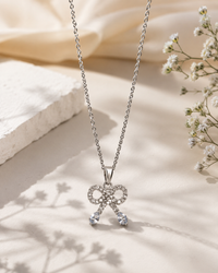 Ribbon Gleam Pendant
