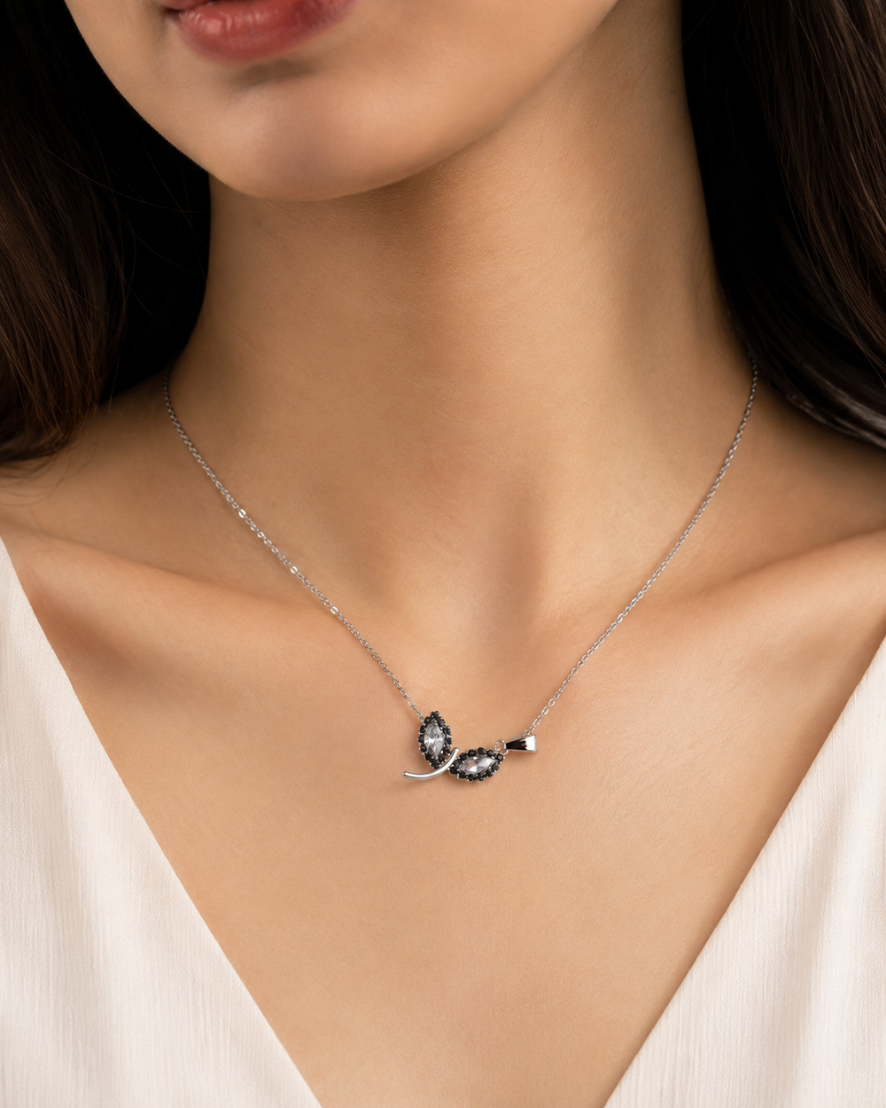 Luna Leaf Pendant