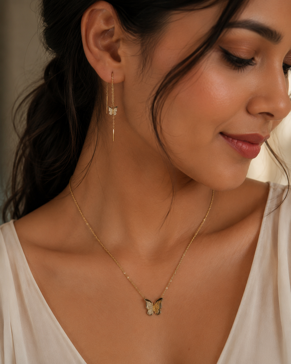 Butter Kiss Pendant