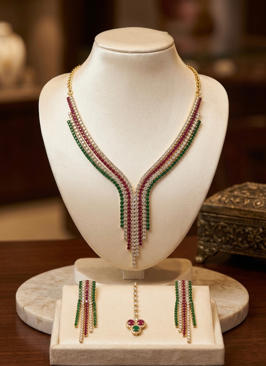 Jewelry set with necklace and earrings on a mannequin bust