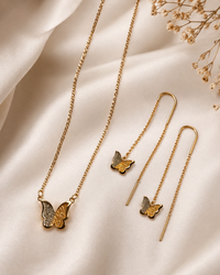Butter Kiss Pendant