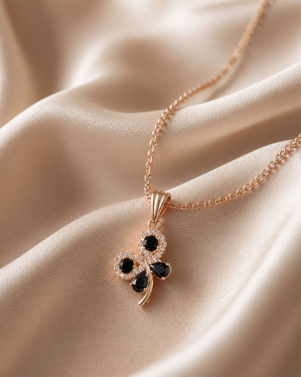 Lucky Clover Black Onyx Pendant